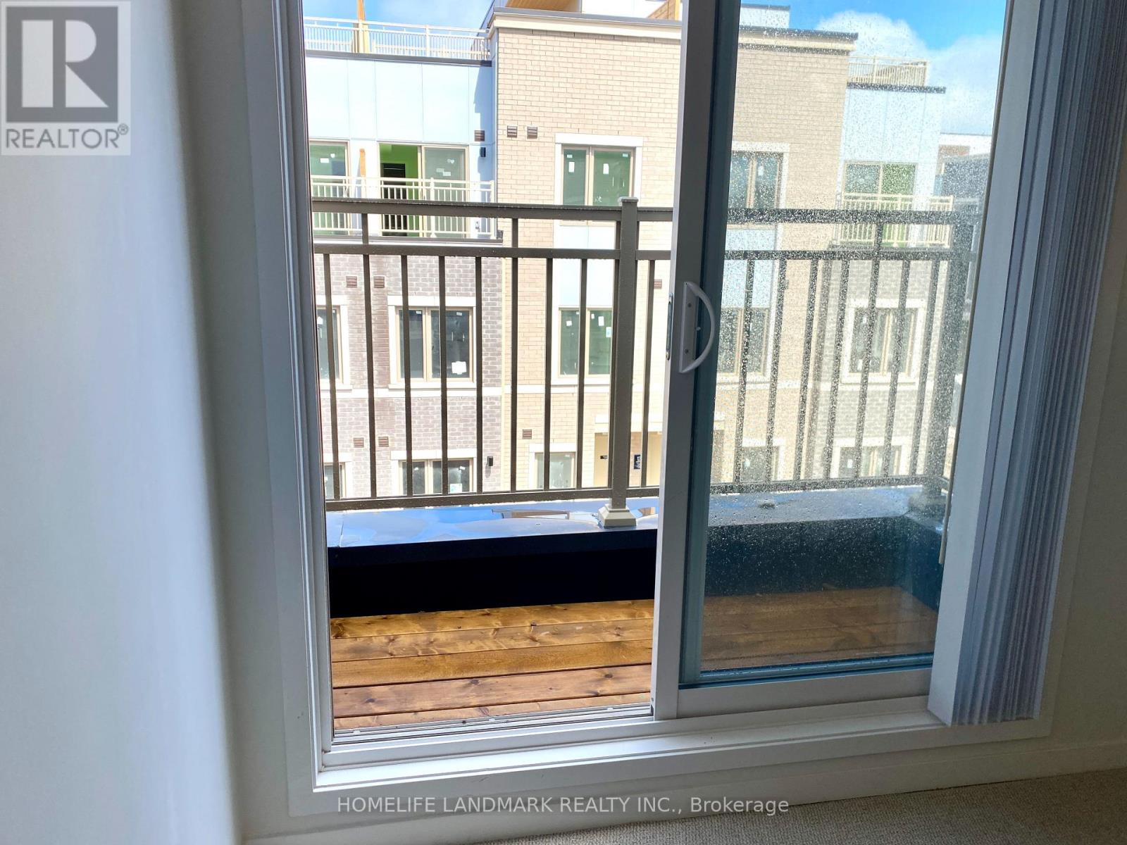 Th223 - 131 Honeycrisp Crescent, Vaughan, Ontario  L4K 0N7 - Photo 11 - N12510172