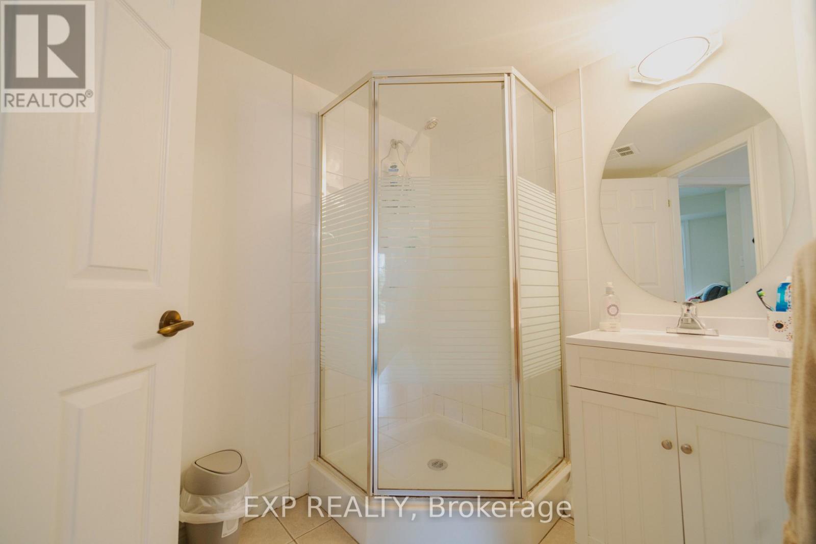 124 - 2010 Cleaver Avenue, Burlington (Headon), Ontario L7M 4C1 - Photo 16 - W12510150