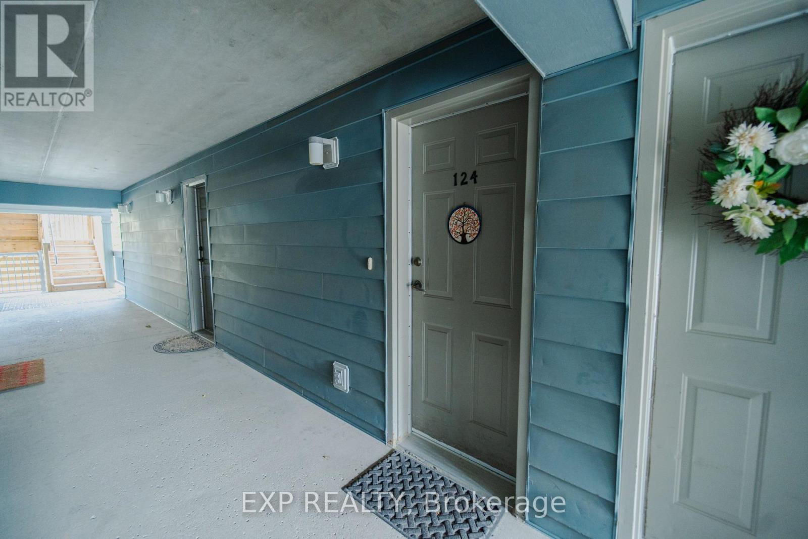 124 - 2010 Cleaver Avenue, Burlington (Headon), Ontario L7M 4C1 - Photo 5 - W12510150