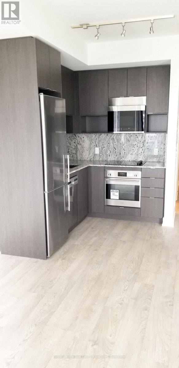 921 - 9 Mabelle Avenue, Toronto, Ontario M9A 0E1 - Photo 5 - W12510162