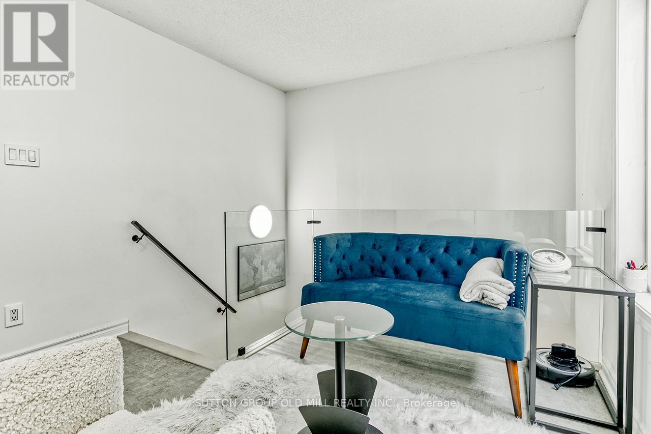 737 - 10 Laidlaw Street, Toronto (South Parkdale), Ontario M6K 1X2 - Photo 22 - W12510214