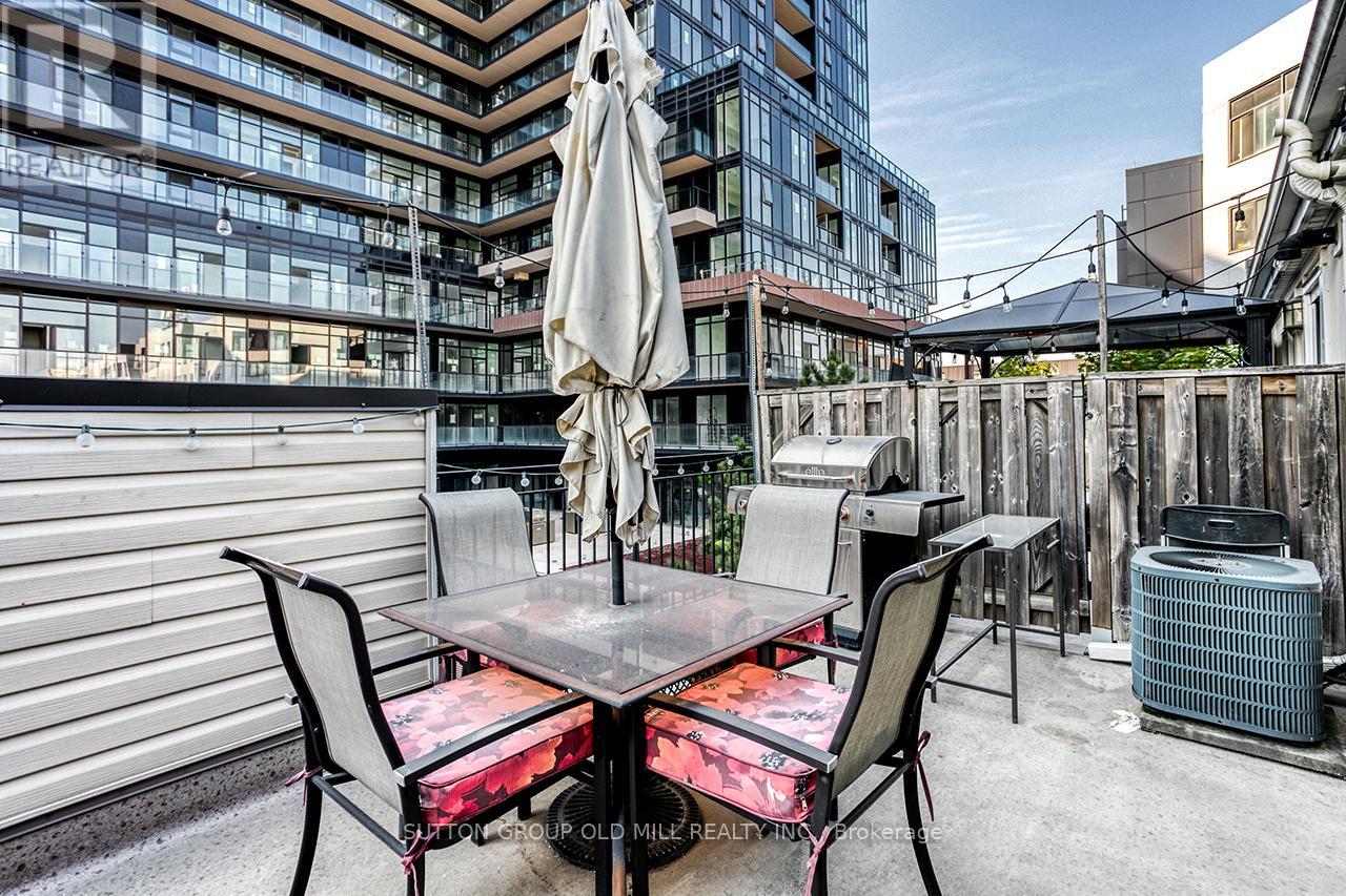 737 - 10 Laidlaw Street, Toronto (South Parkdale), Ontario M6K 1X2 - Photo 25 - W12510214