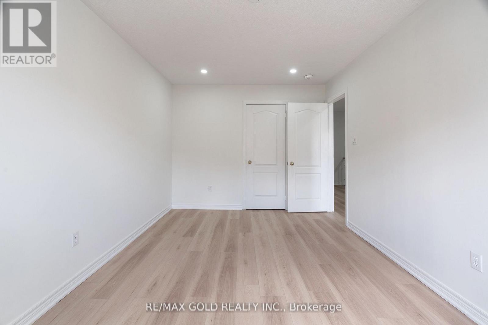 51 Tigerlily Place, Brampton, Ontario L6R 2C8 - Photo 31 - W12510234