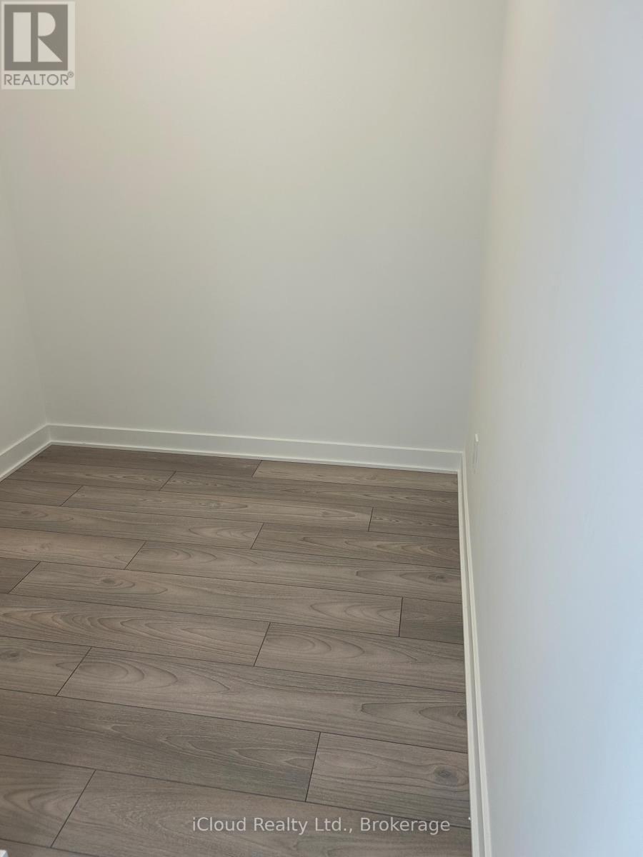 322 - 1007 The Queensway, Toronto, Ontario M8Z 6C7 - Photo 9 - W12510256