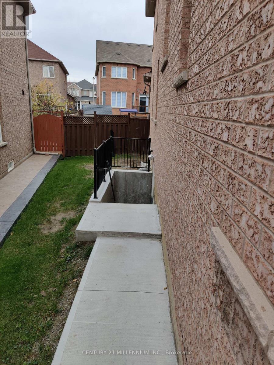 Bsmt - 97 Harbourtown Crescent, Brampton, Ontario L6V 4P3 - Photo 2 - W12510258