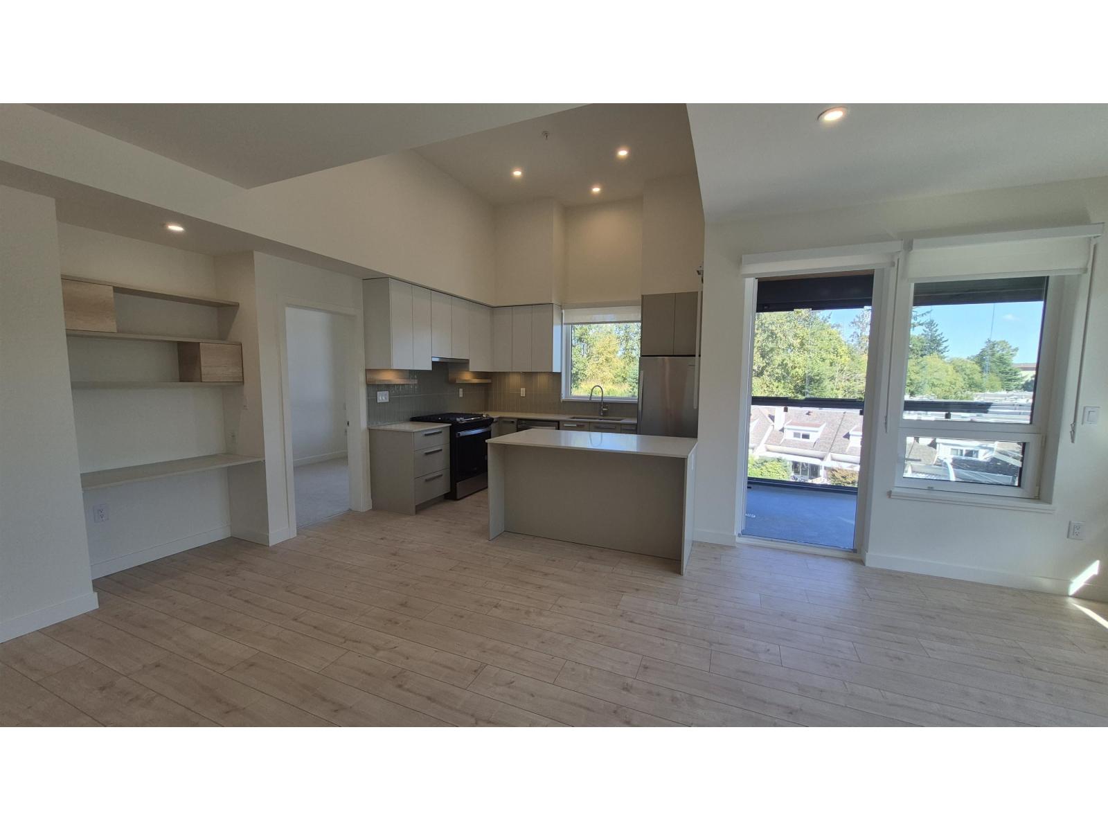 416 13788 76 Avenue, Surrey, British Columbia  V3W 3V9 - Photo 2 - R3063698