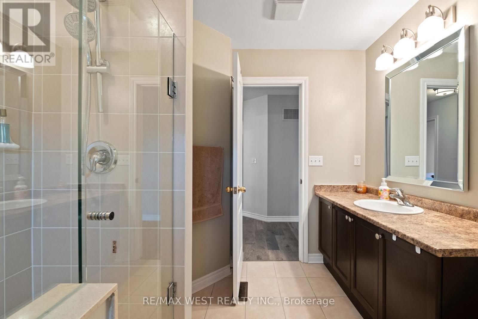 31 Buxton Lane, Clarington, Ontario L1C 0J9 - Photo 30 - E12507456