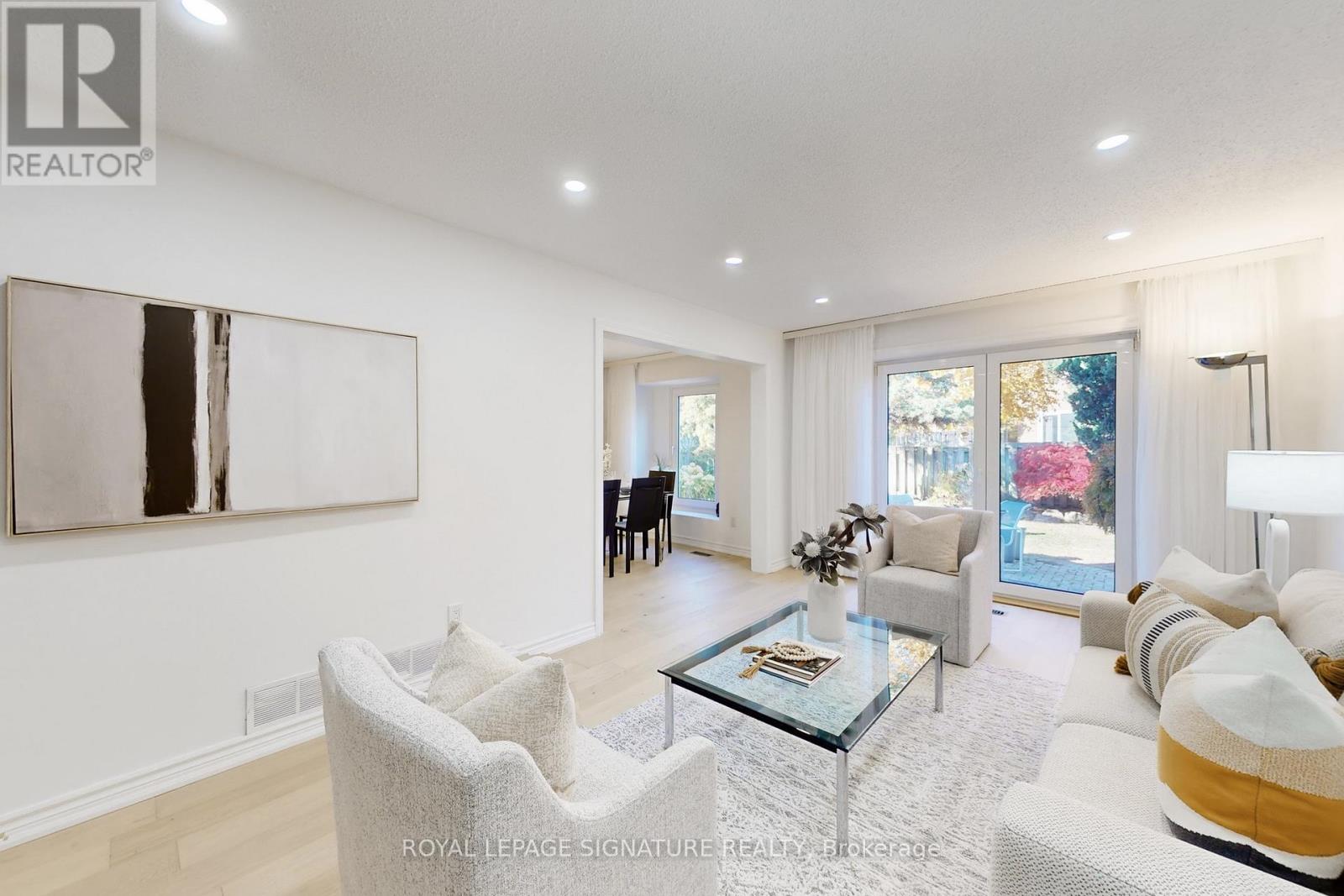 4 Larksmere Court, Markham, Ontario L3R 3R1 - Photo 14 - N12509982