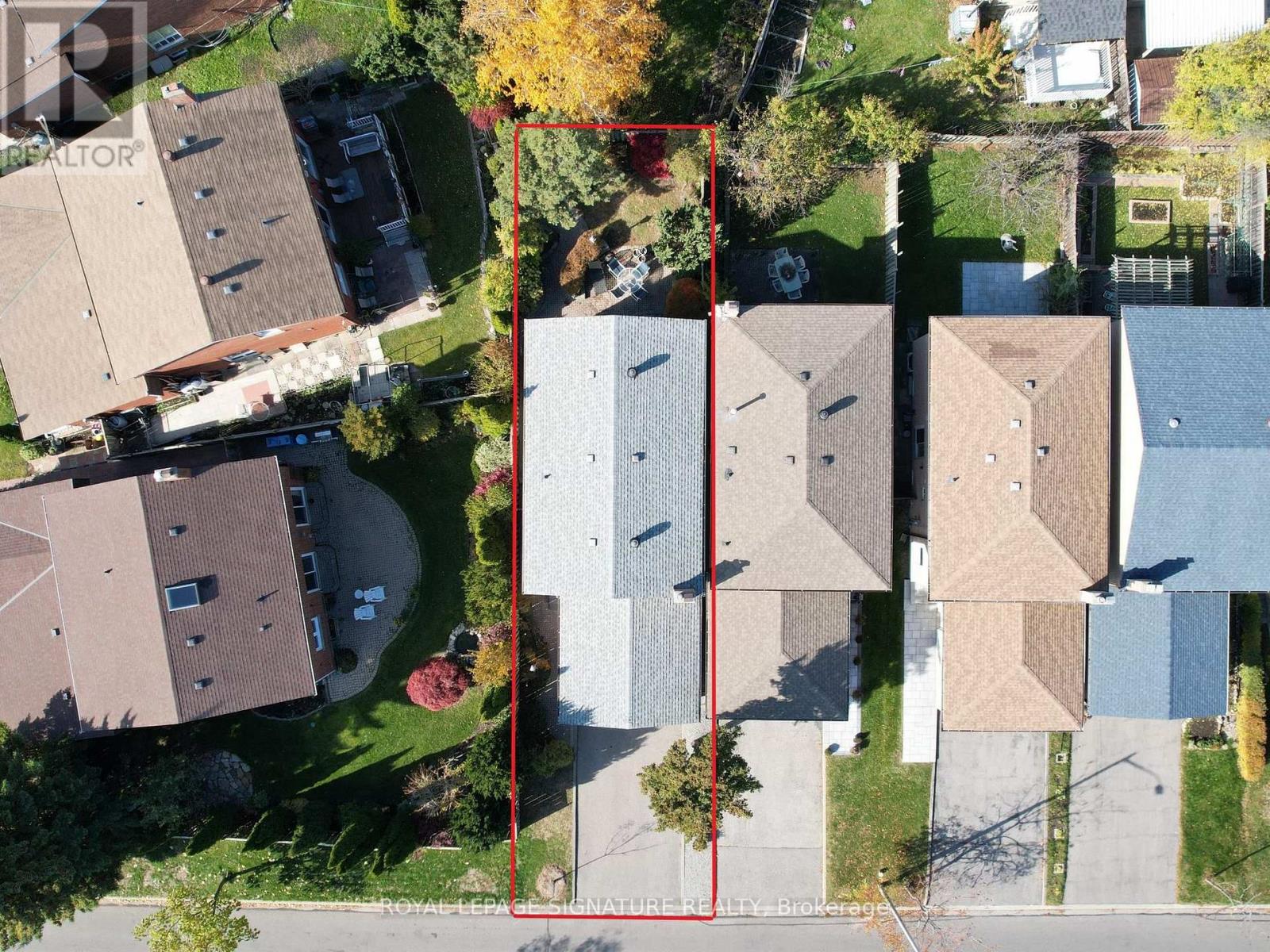 4 Larksmere Court, Markham, Ontario L3R 3R1 - Photo 42 - N12509982