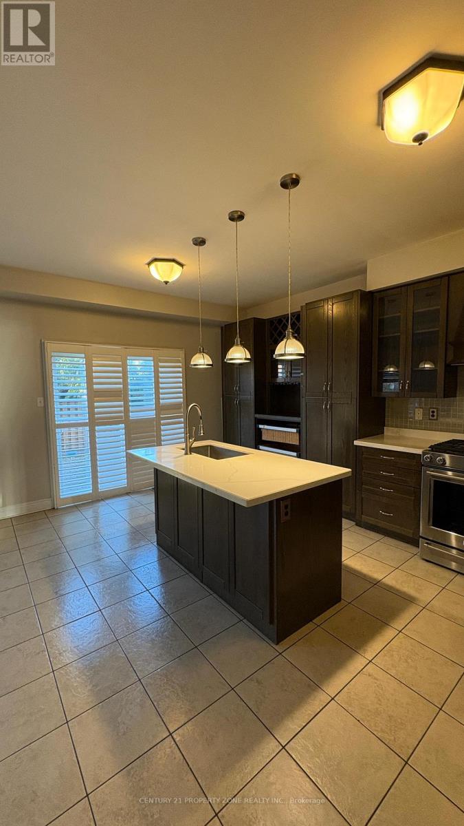 309 Brisdale Drive, Brampton, Ontario L7A 3A1 - Photo 6 - W12482416