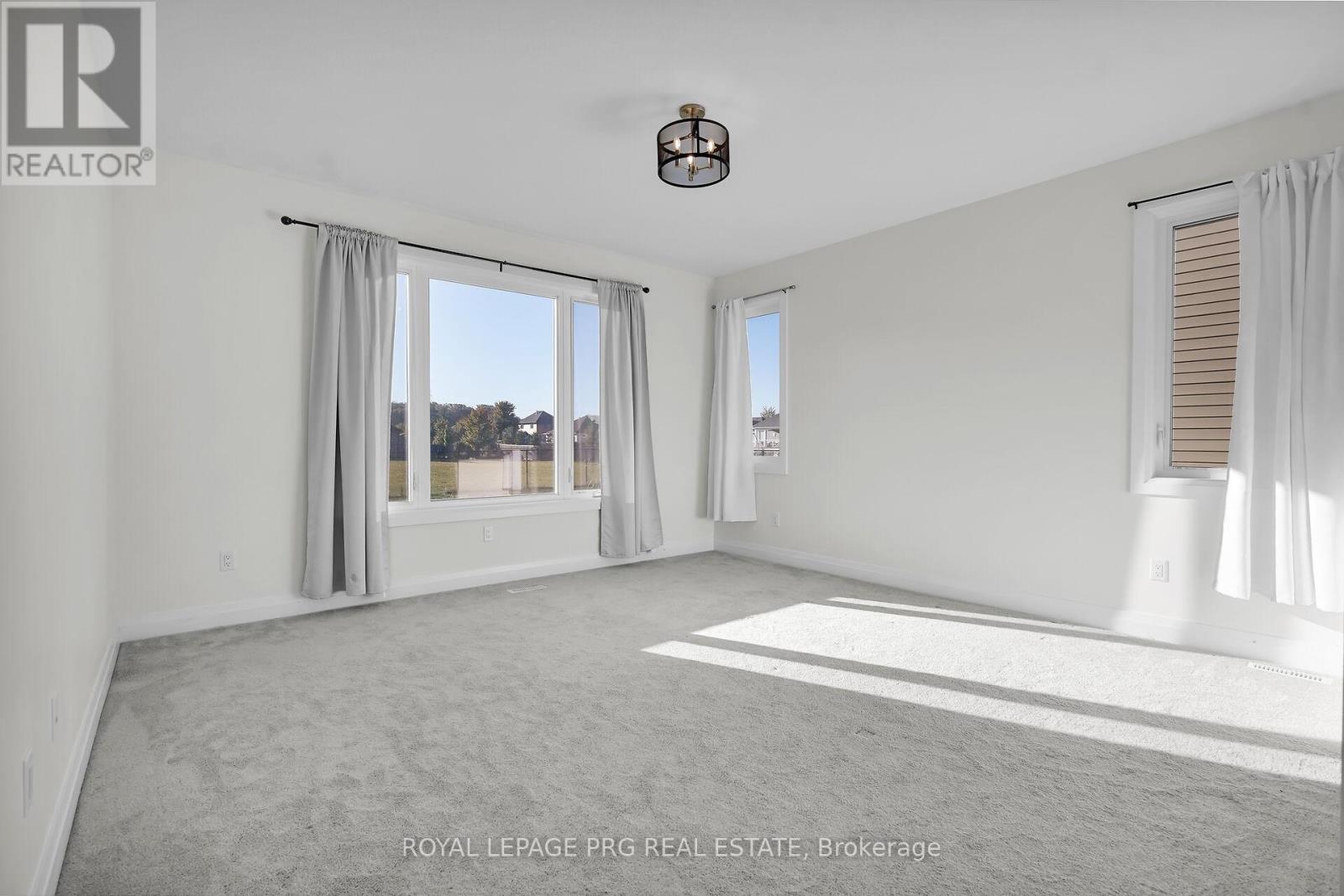 649 Tull Street, Strathroy-Caradoc, Ontario  N0L 1W0 - Photo 20 - X12510146