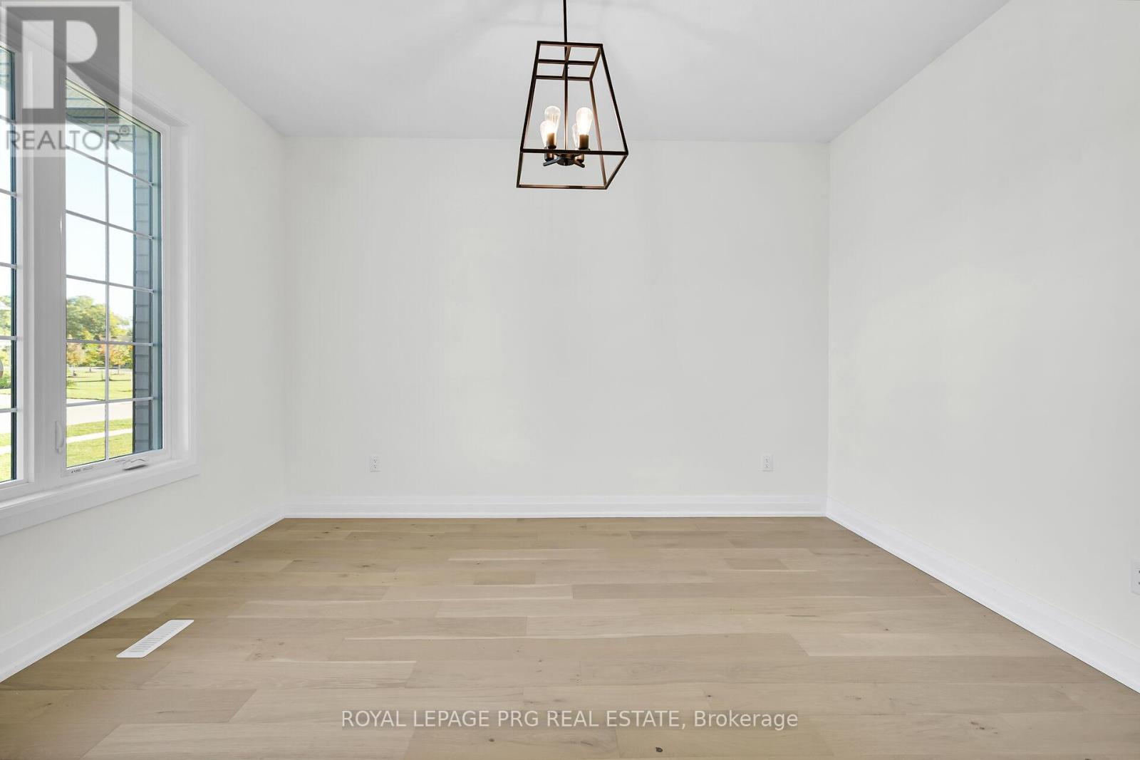 649 Tull Street, Strathroy-Caradoc, Ontario  N0L 1W0 - Photo 27 - X12510146