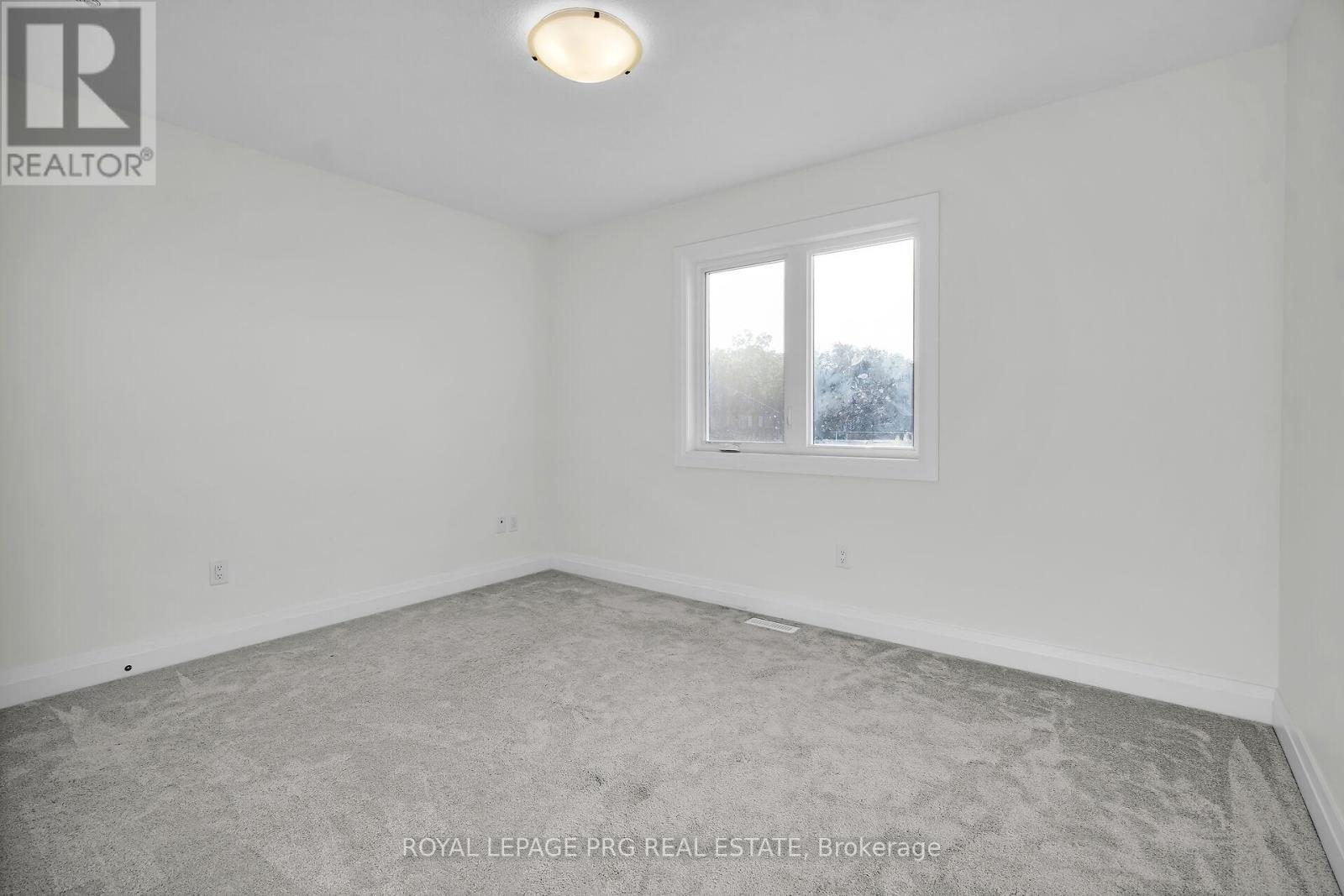 649 Tull Street, Strathroy-Caradoc, Ontario  N0L 1W0 - Photo 34 - X12510146