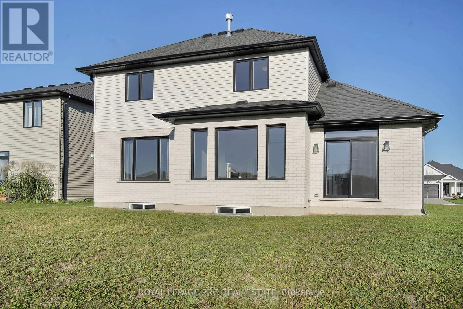 649 Tull Street, Strathroy-Caradoc, Ontario  N0L 1W0 - Photo 46 - X12510146