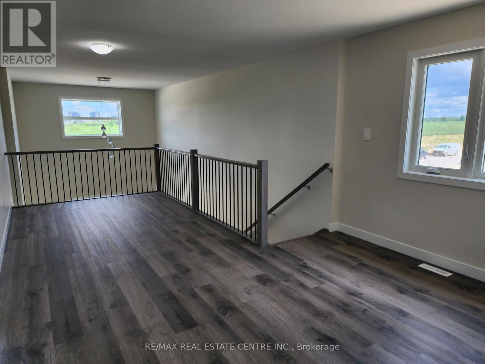 6841 Royal Magnolia Avenue, London South (South V), Ontario  N6P 1H5 - Photo 10 - X12510186