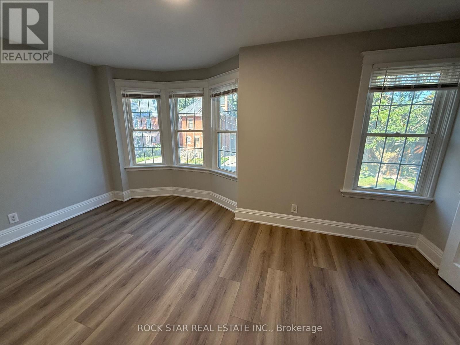 203 Fairleigh Avenue S, Hamilton, Ontario  L8M 2K6 - Photo 18 - X12510194