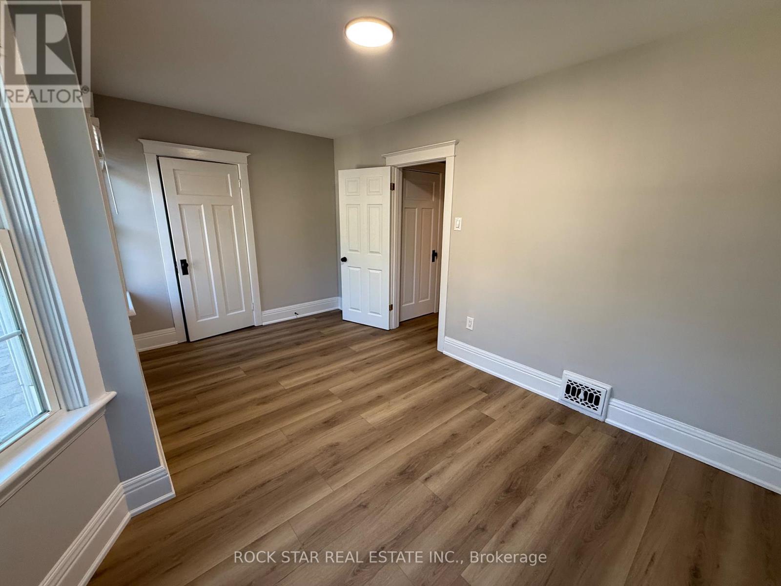 203 Fairleigh Avenue S, Hamilton, Ontario  L8M 2K6 - Photo 19 - X12510194