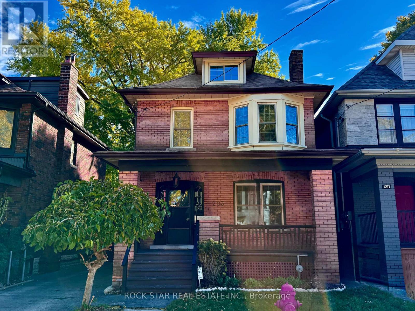 203 Fairleigh Avenue S, Hamilton, Ontario  L8M 2K6 - Photo 3 - X12510194