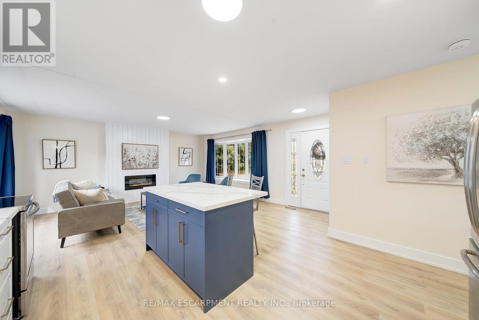 72 West 25th Street, Hamilton, Ontario  L9C 4X2 - Photo 11 - X12510224