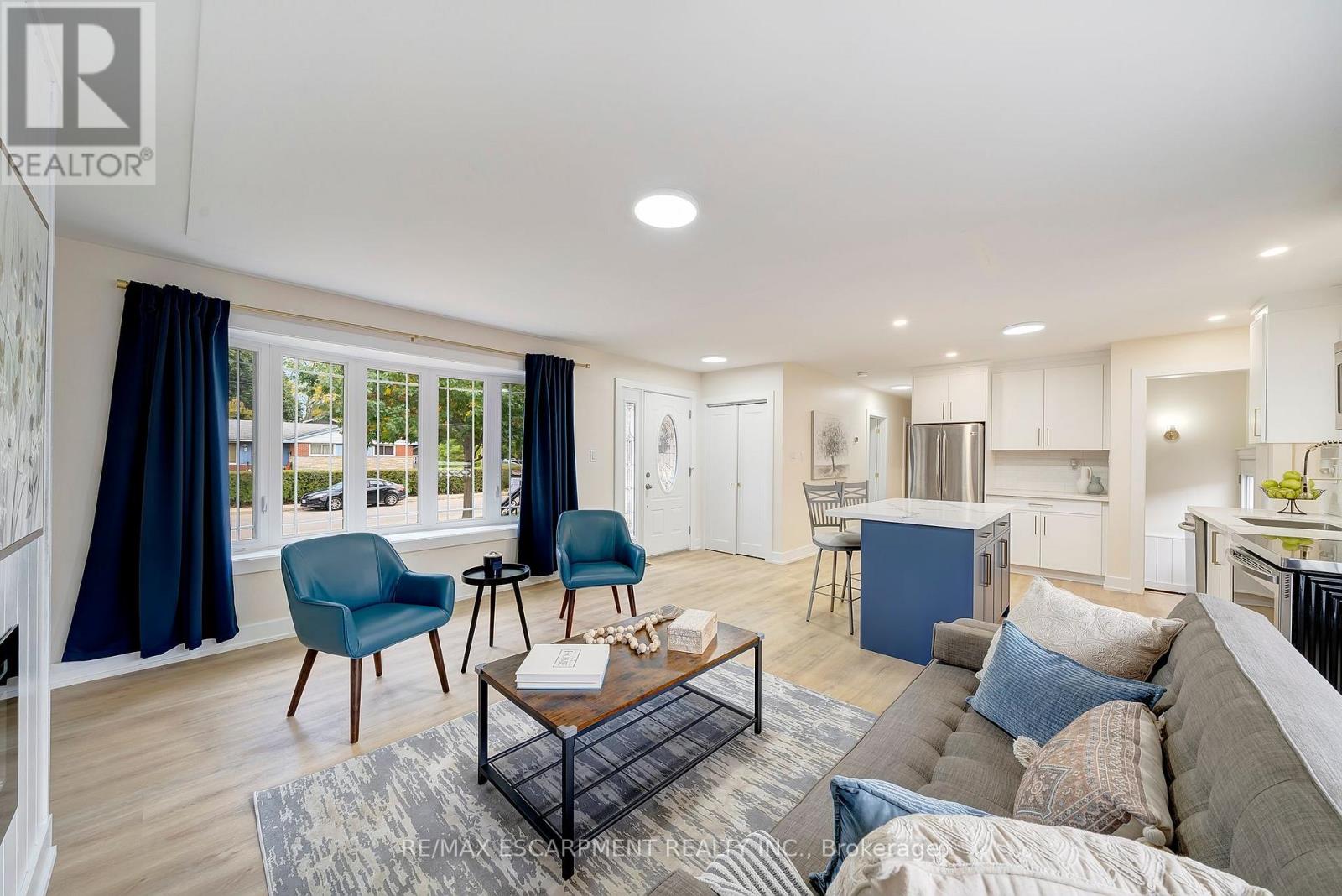 72 West 25th Street, Hamilton, Ontario  L9C 4X2 - Photo 8 - X12510224