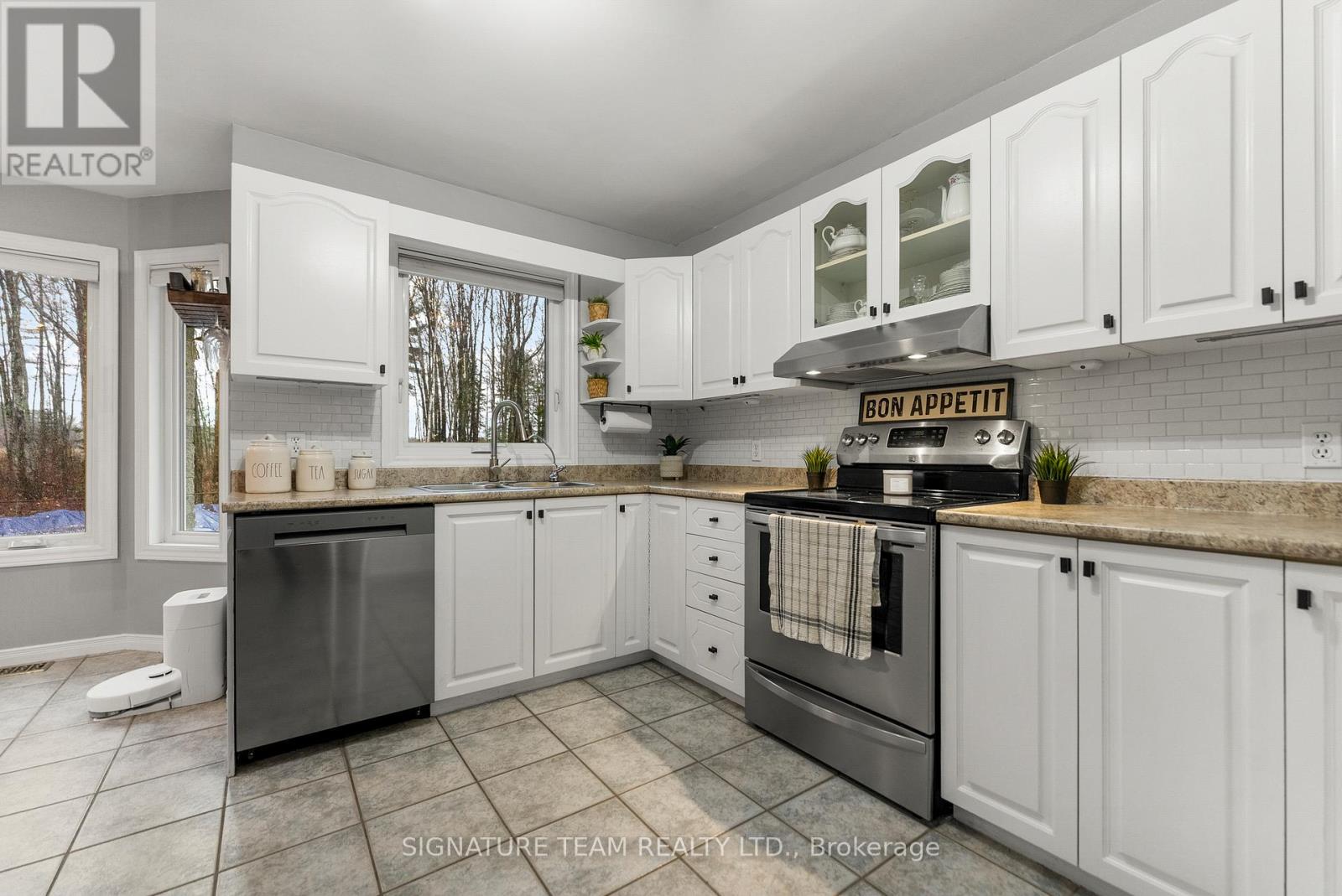 165 Sufian Street, Laurentian Valley, Ontario  K8A 6W6 - Photo 18 - X12510314