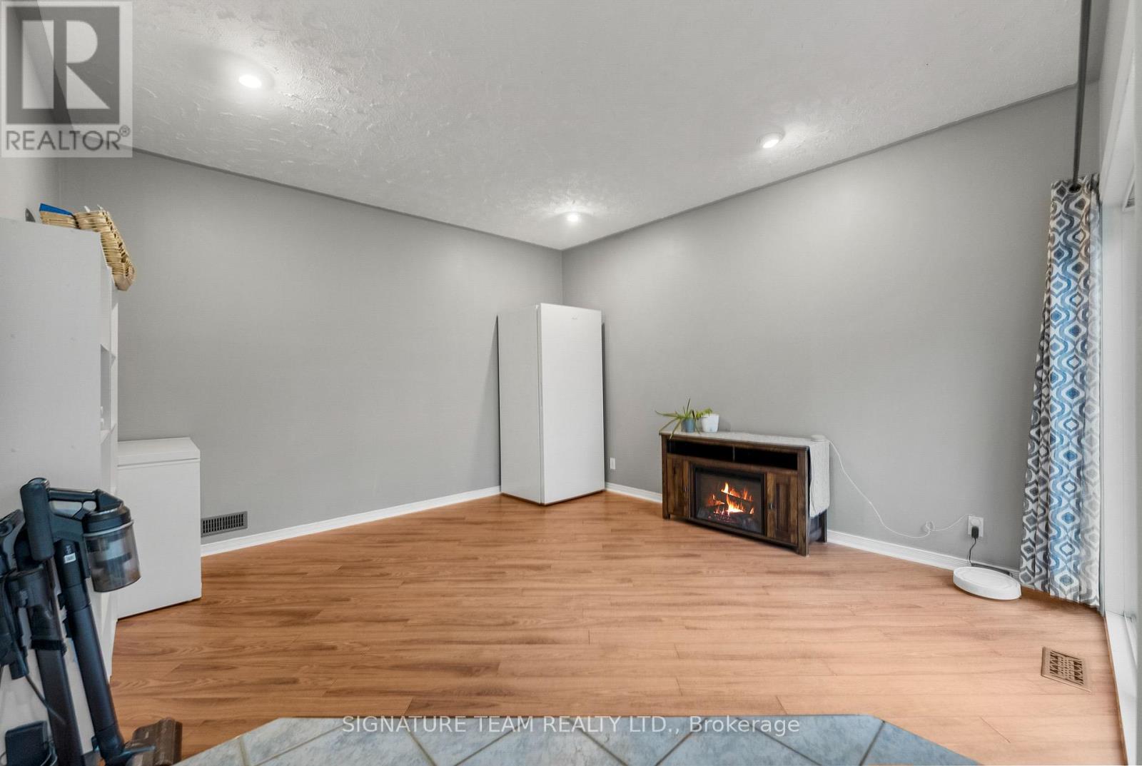 165 Sufian Street, Laurentian Valley, Ontario  K8A 6W6 - Photo 20 - X12510314