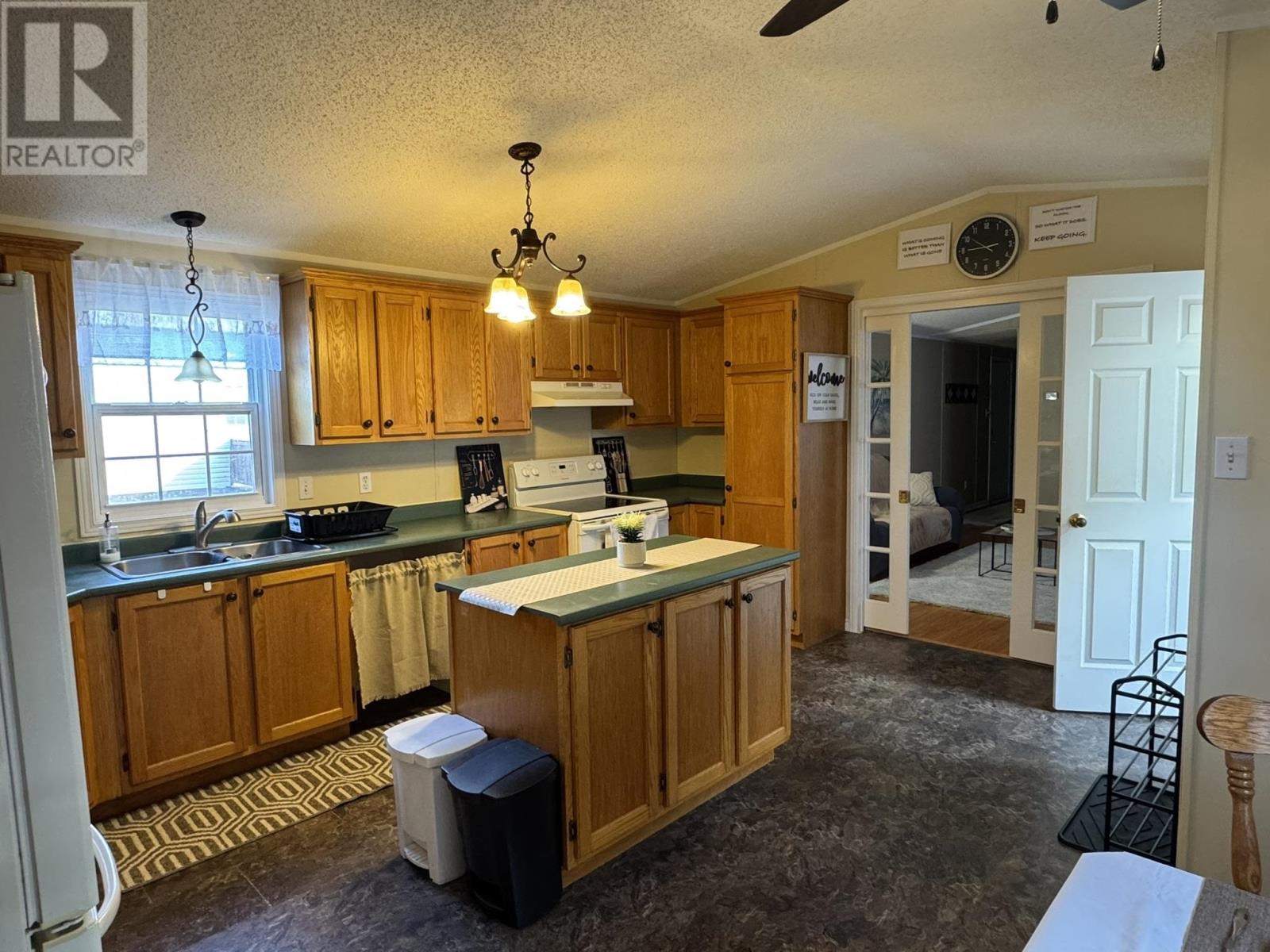 26 Cameron Avenue, Summerside, Prince Edward Island  C1N 6P8 - Photo 4 - 202516479