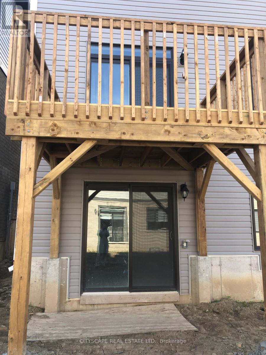 27 Wintergreen Crescent, Haldimand, Ontario N3W 0H9 - Photo 22 - X12509272