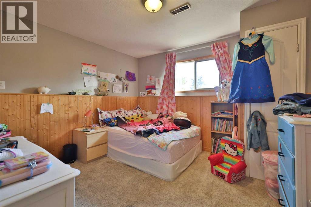 361 W 300 N, Raymond, Alberta  T0K 2S0 - Photo 24 - A2267069