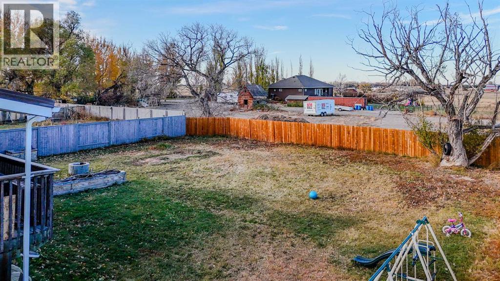 361 W 300 N, Raymond, Alberta  T0K 2S0 - Photo 36 - A2267069