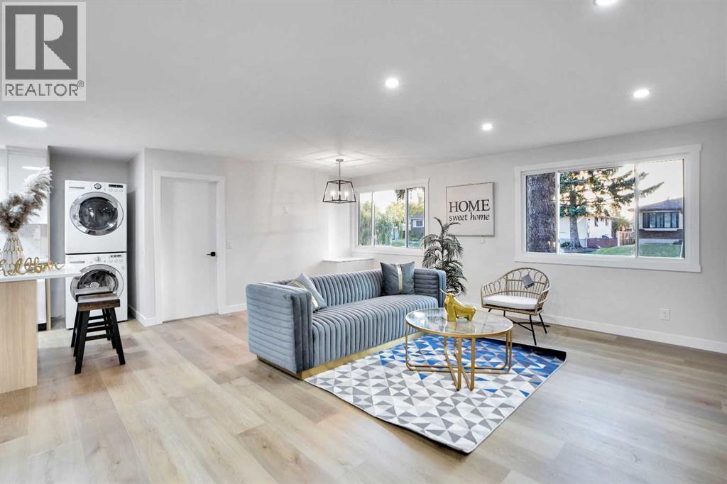 3038 Dover Road Se, Calgary, Alberta T2B 1V6 - Photo 4 - A2262915