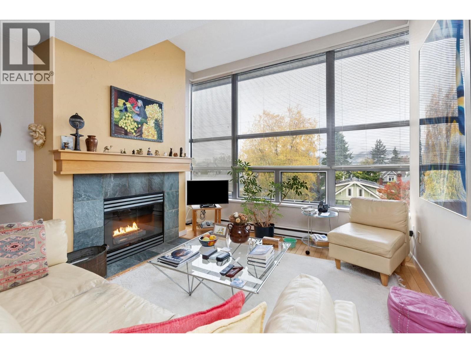 406 3161 W 4th Avenue, Vancouver, British Columbia  V6K 1R6 - Photo 1 - R3064562