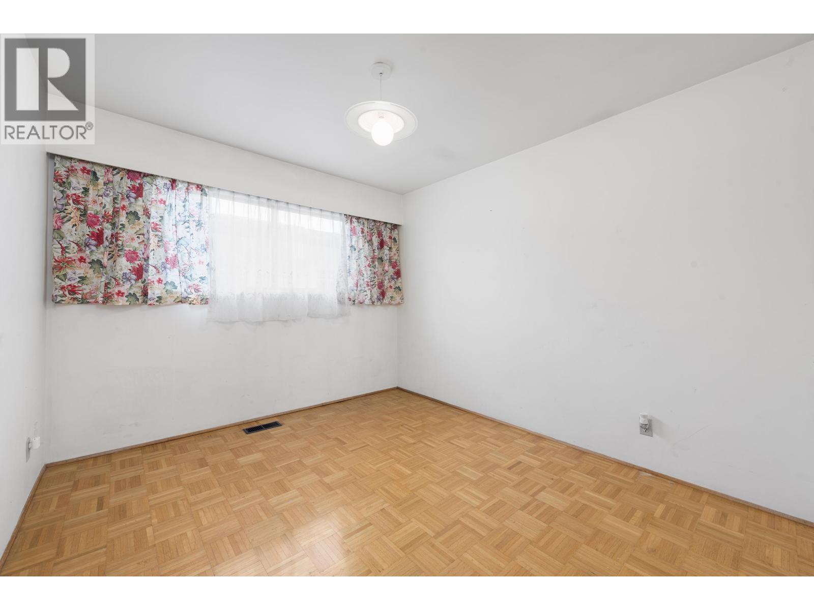 3220 E 19th Avenue, Vancouver, British Columbia  V5M 2T3 - Photo 23 - R3064531