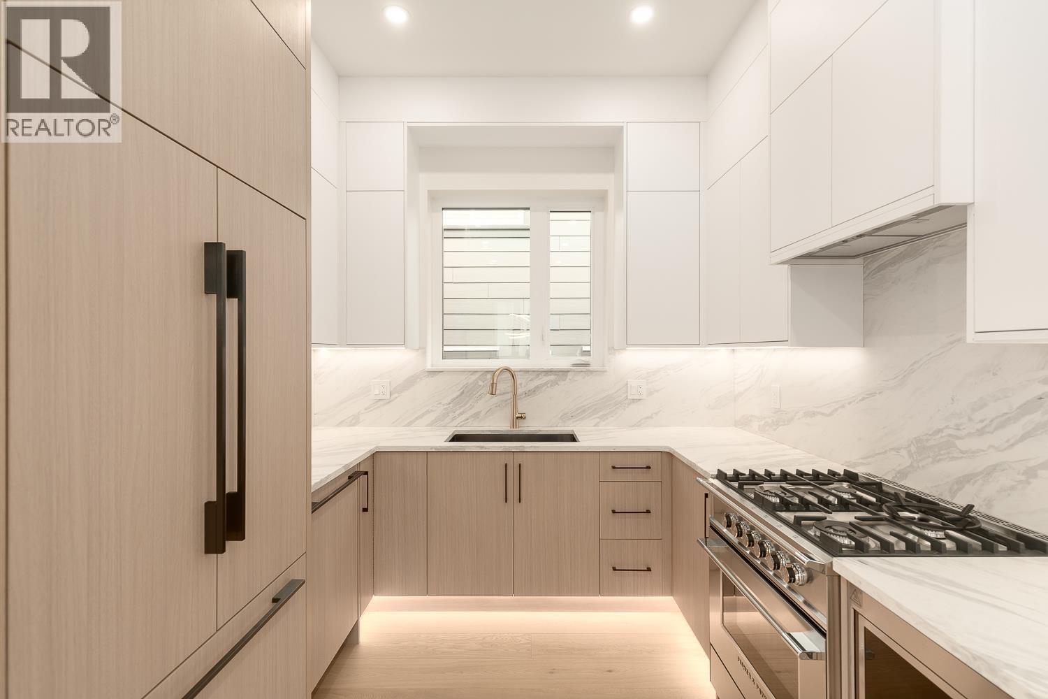 1 2658 Dundas Street, Vancouver, British Columbia  V5K 1P9 - Photo 17 - R3064771