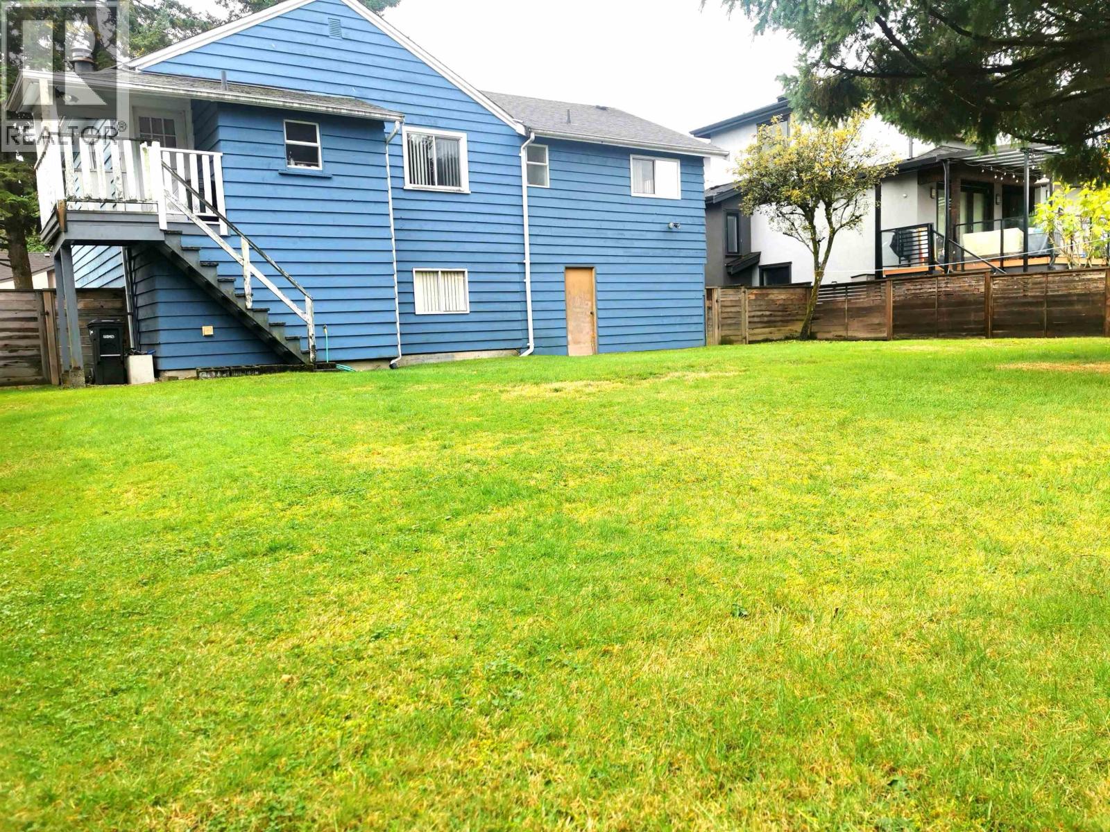 5761 Sprott Street, Burnaby, British Columbia V5G 1T8 - Photo 3 - R3064782