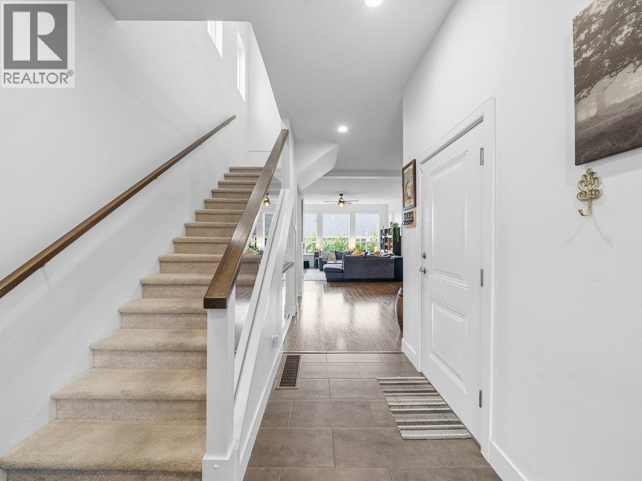 10511 Mceachern Street, Maple Ridge, British Columbia V2W 0H8 - Photo 10 - R3064786