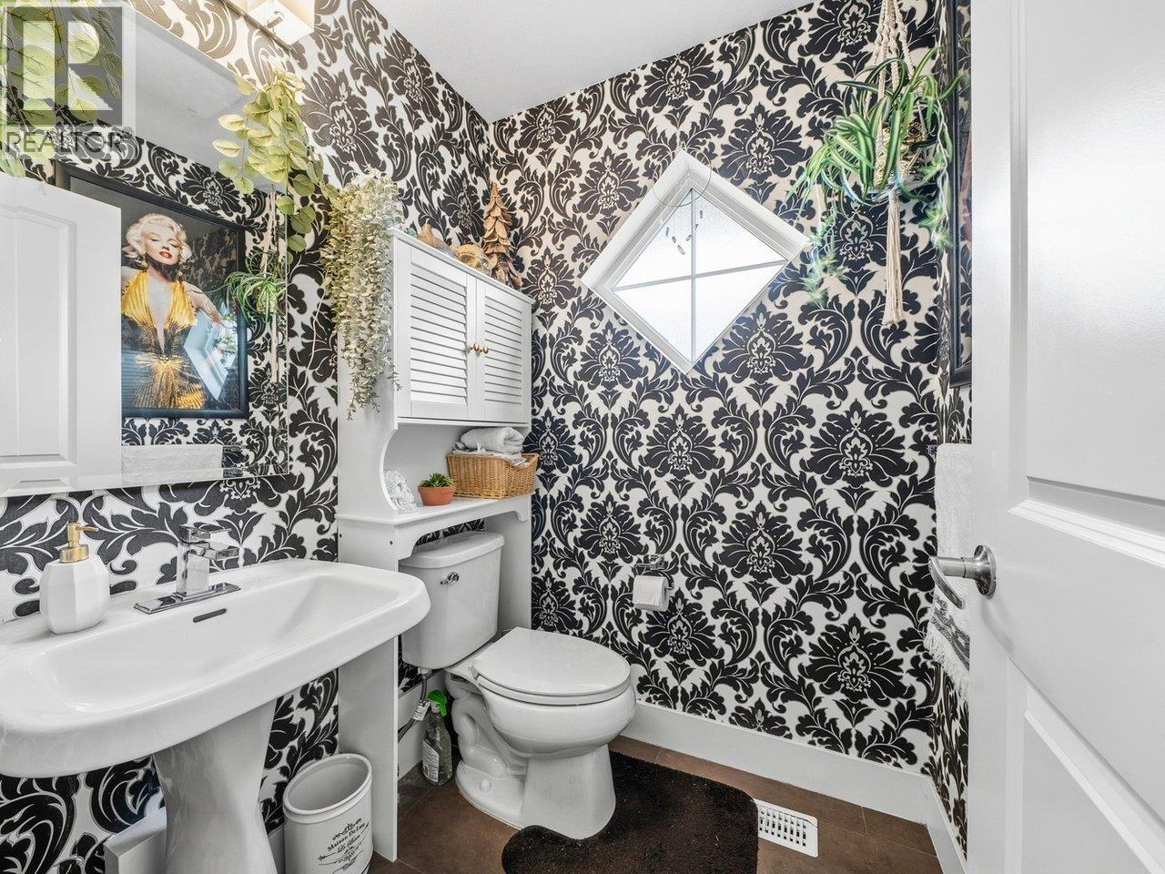 10511 Mceachern Street, Maple Ridge, British Columbia V2W 0H8 - Photo 11 - R3064786