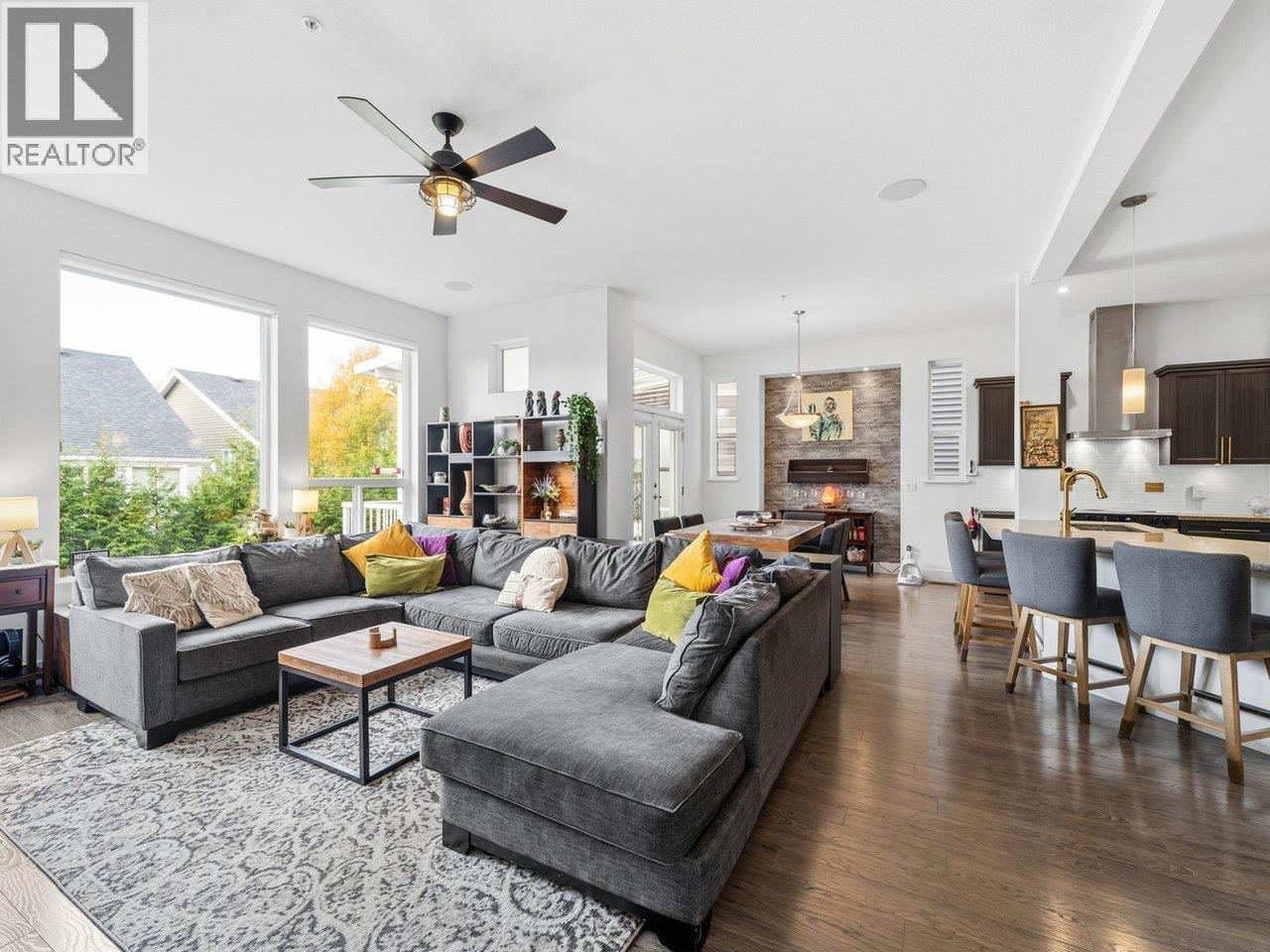 10511 Mceachern Street, Maple Ridge, British Columbia V2W 0H8 - Photo 4 - R3064786