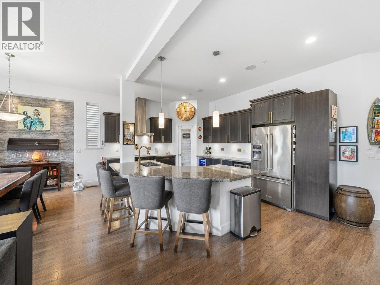 10511 Mceachern Street, Maple Ridge, British Columbia V2W 0H8 - Photo 6 - R3064786