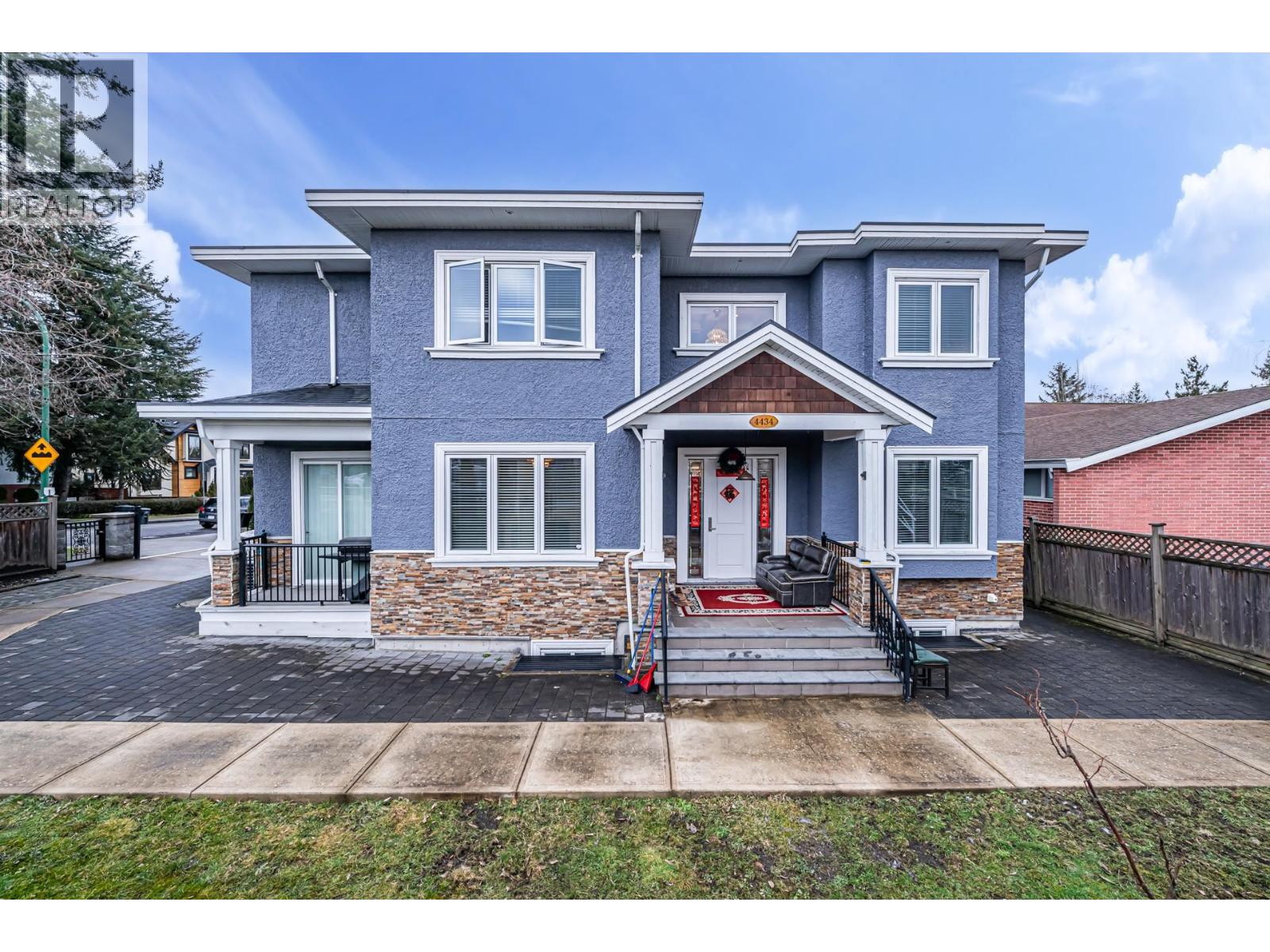 4434 SMITH AVENUE, Burnaby, British Columbia