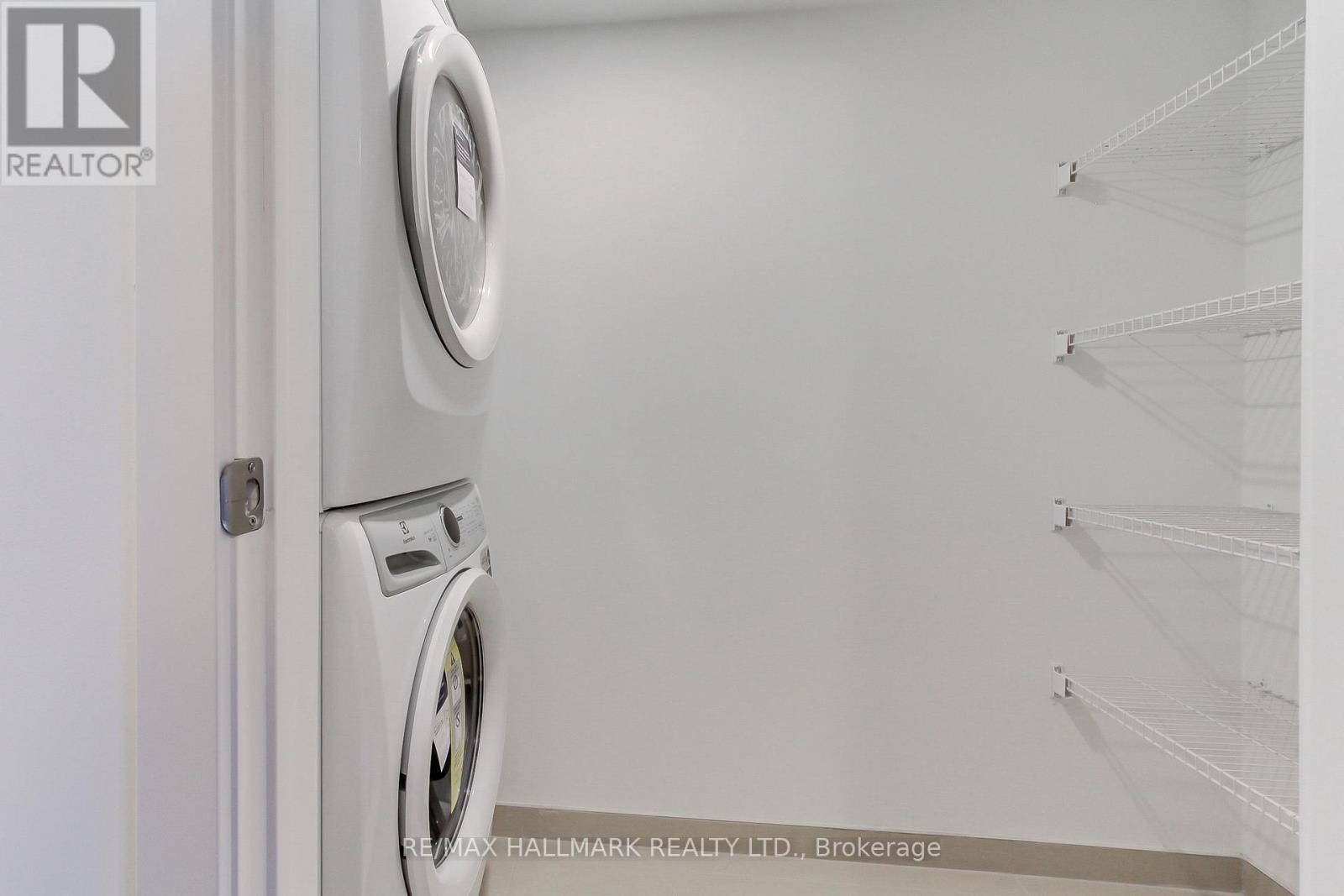 6 Turtle Island Road, Toronto, Ontario  M6A 2M5 - Photo 26 - C12510284