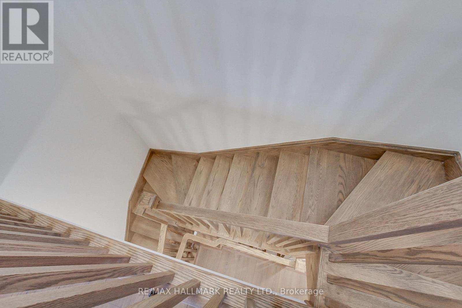 6 Turtle Island Road, Toronto, Ontario  M6A 2M5 - Photo 27 - C12510284