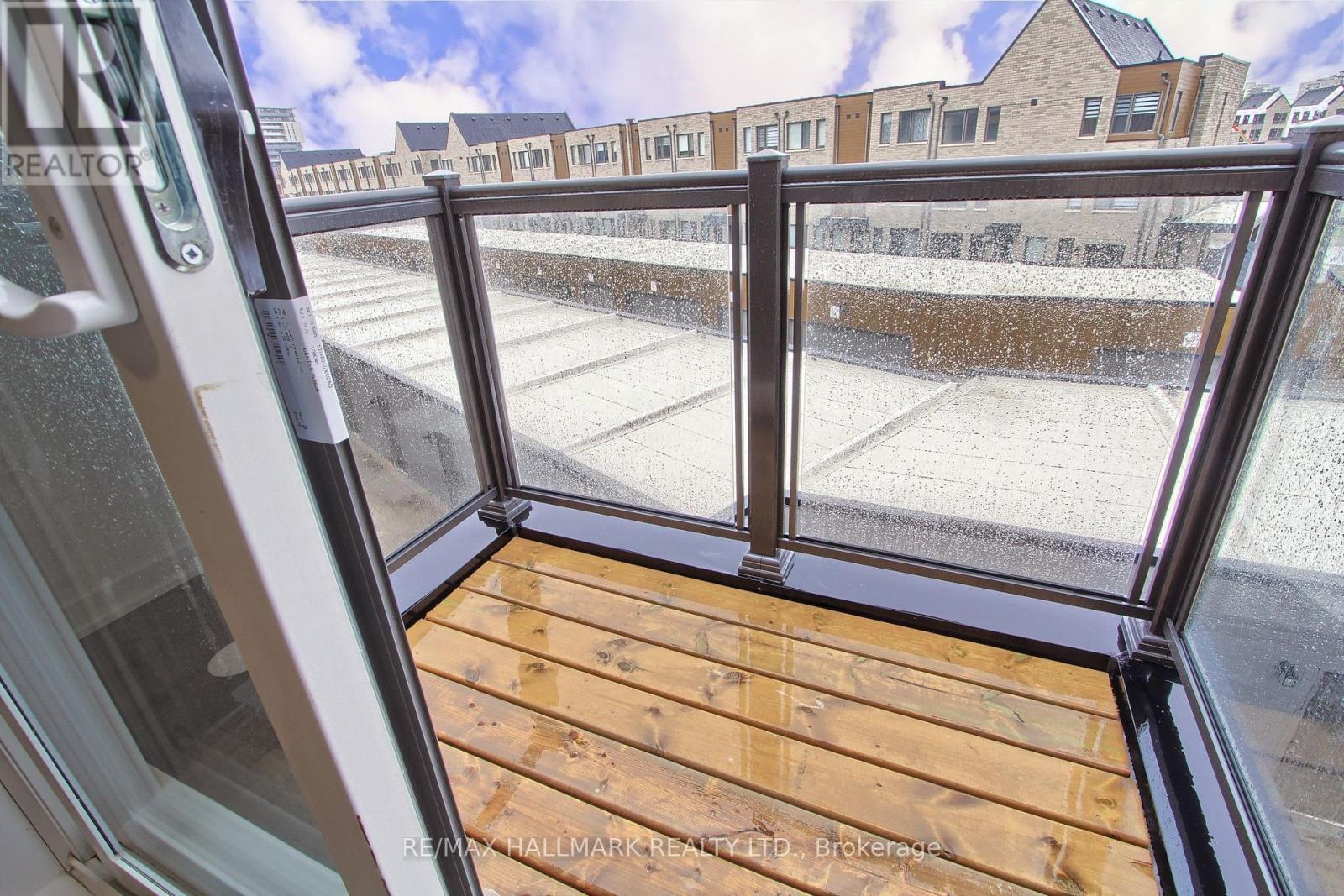 6 Turtle Island Road, Toronto, Ontario  M6A 2M5 - Photo 32 - C12510284