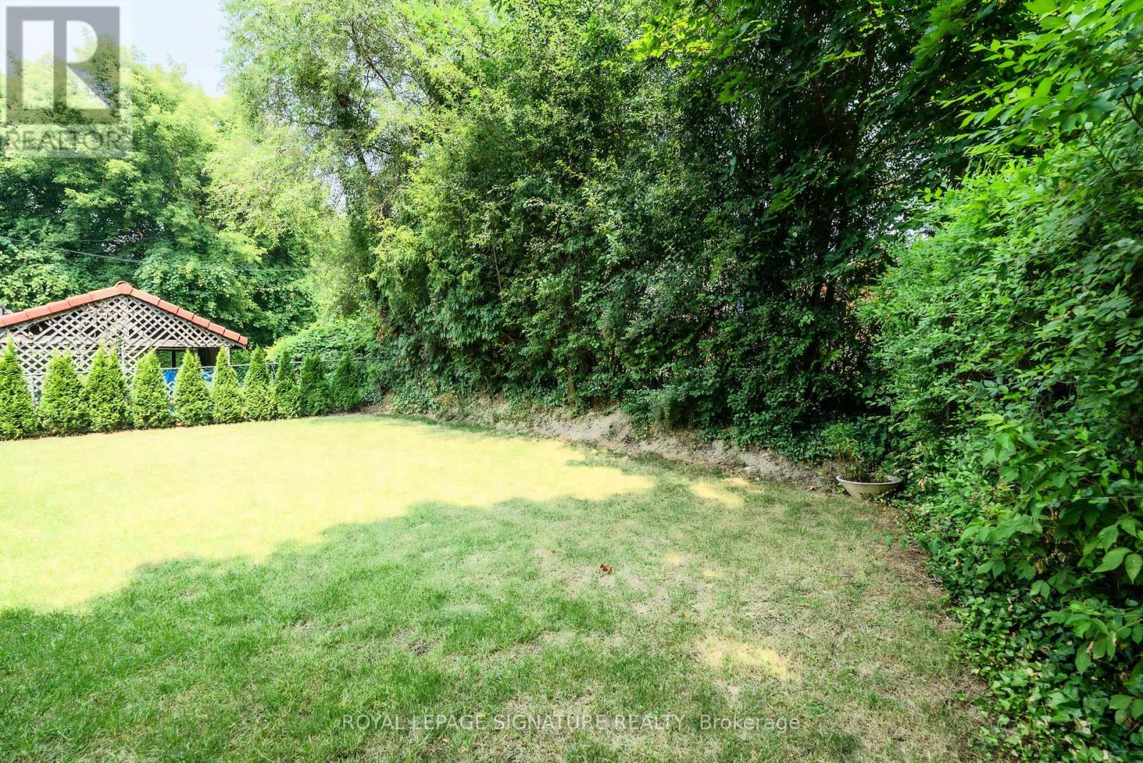 188 Sweeney Drive, Toronto, Ontario  M4A 1V4 - Photo 19 - C12510296