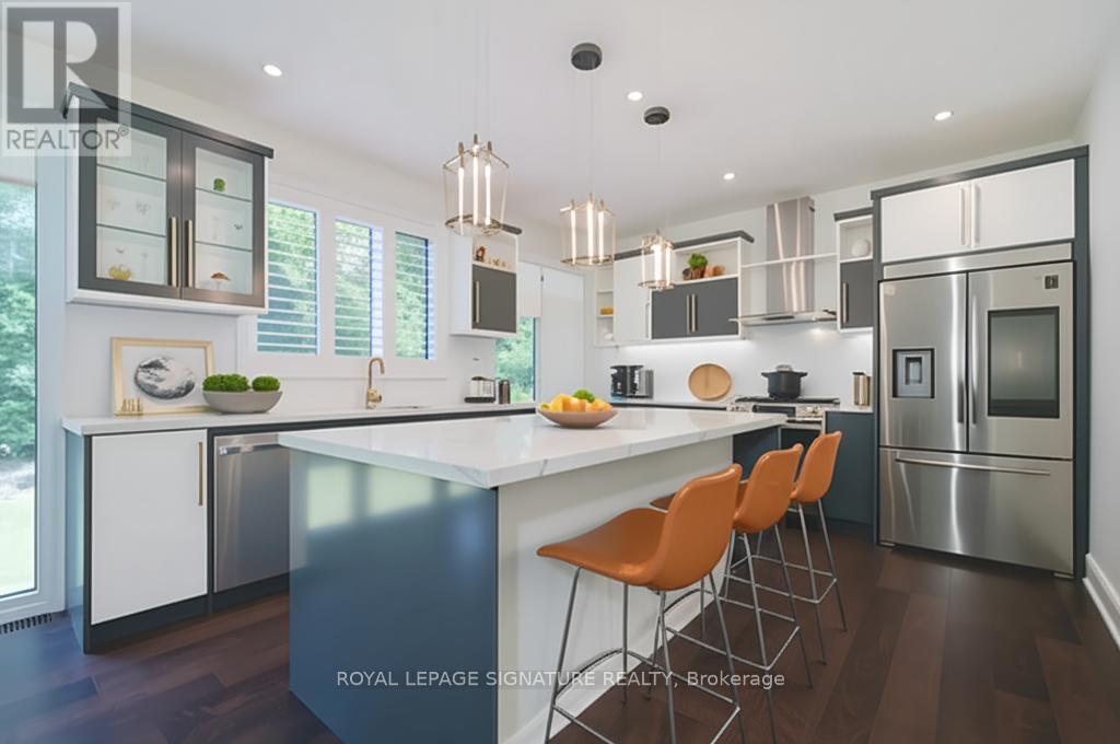 188 Sweeney Drive, Toronto, Ontario  M4A 1V4 - Photo 3 - C12510296