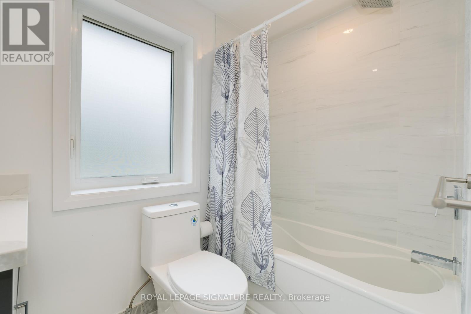 188 Sweeney Drive, Toronto, Ontario  M4A 1V4 - Photo 8 - C12510296