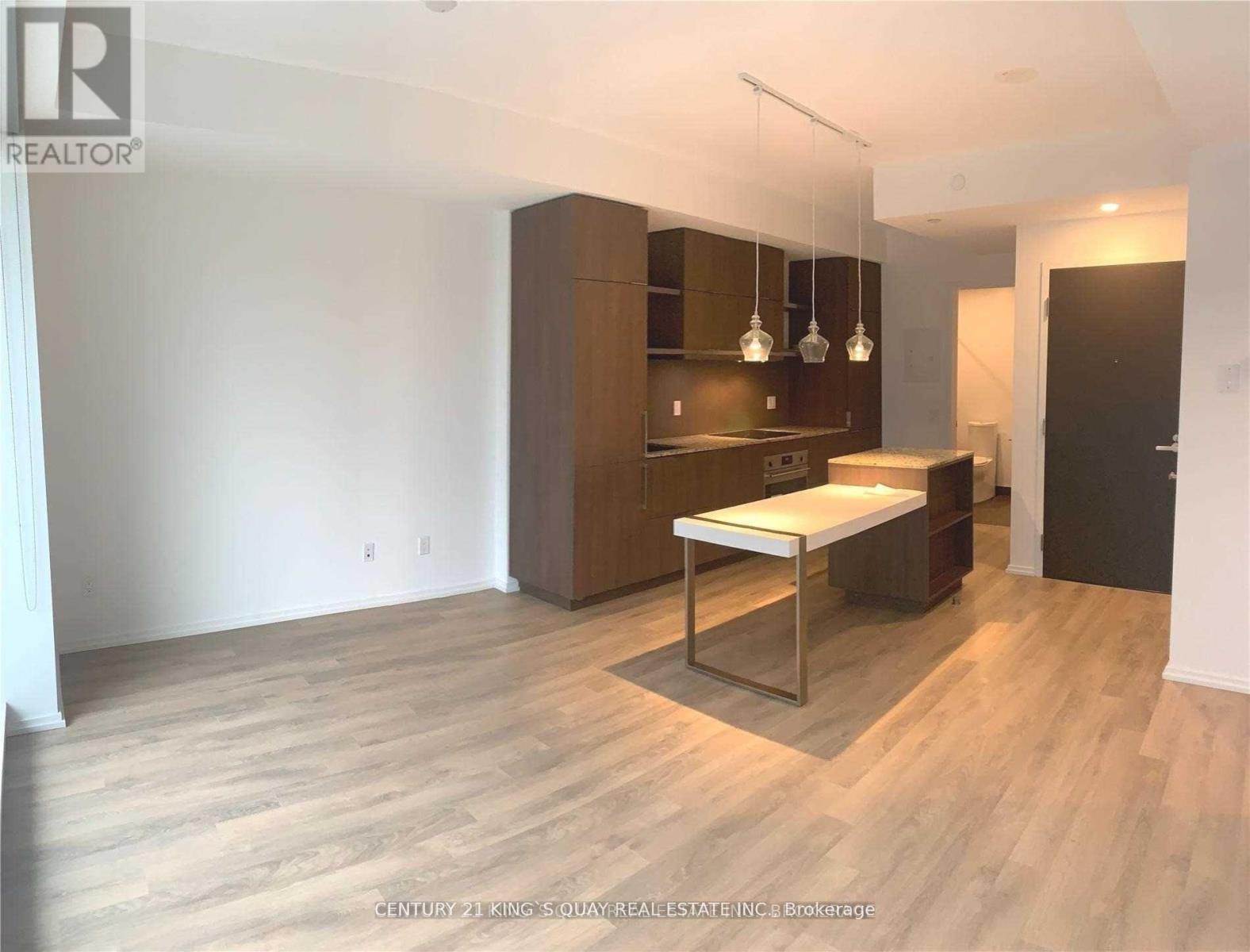 1706 - 197 Yonge Street, Toronto, Ontario  M5B 0C1 - Photo 4 - C12510322