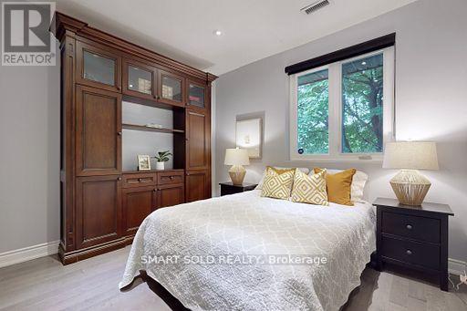 249 Maxome Avenue, Toronto, Ontario  M2M 3L5 - Photo 11 - C12510324