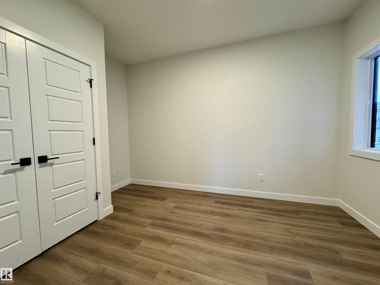 3218 Dixon Wy Sw, Edmonton, Alberta  T6W 5L3 - Photo 4 - E4460990