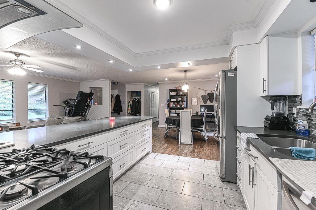 28712 58 Avenue, Abbotsford, British Columbia  V4X 2P6 - Photo 18 - R3048292